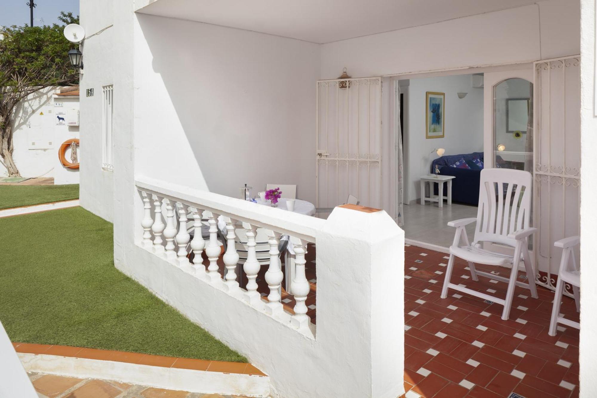 Bright Spacious 1 Bed Apartment เนร์คา ภายนอก รูปภาพ